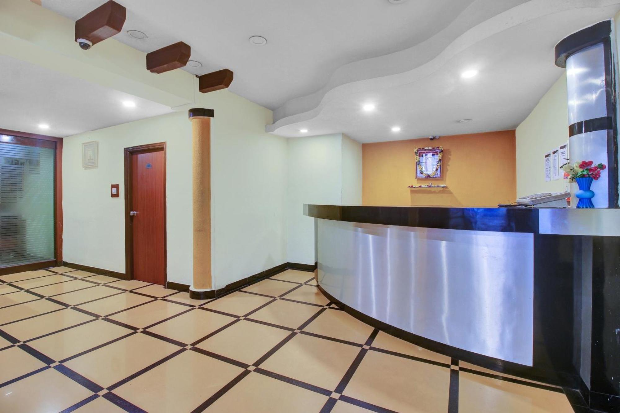 Hotel O Happy Rooms Хайдарабад Экстерьер фото