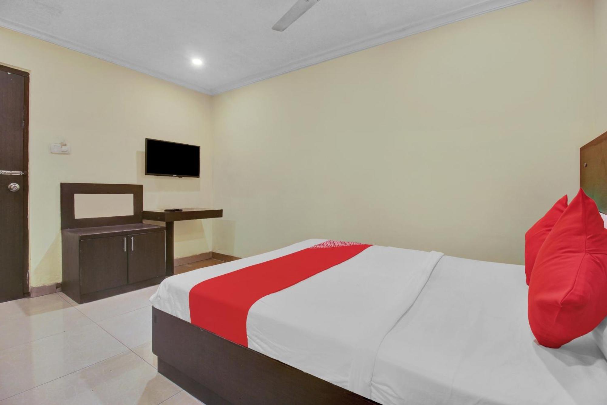 Hotel O Happy Rooms Хайдарабад Экстерьер фото