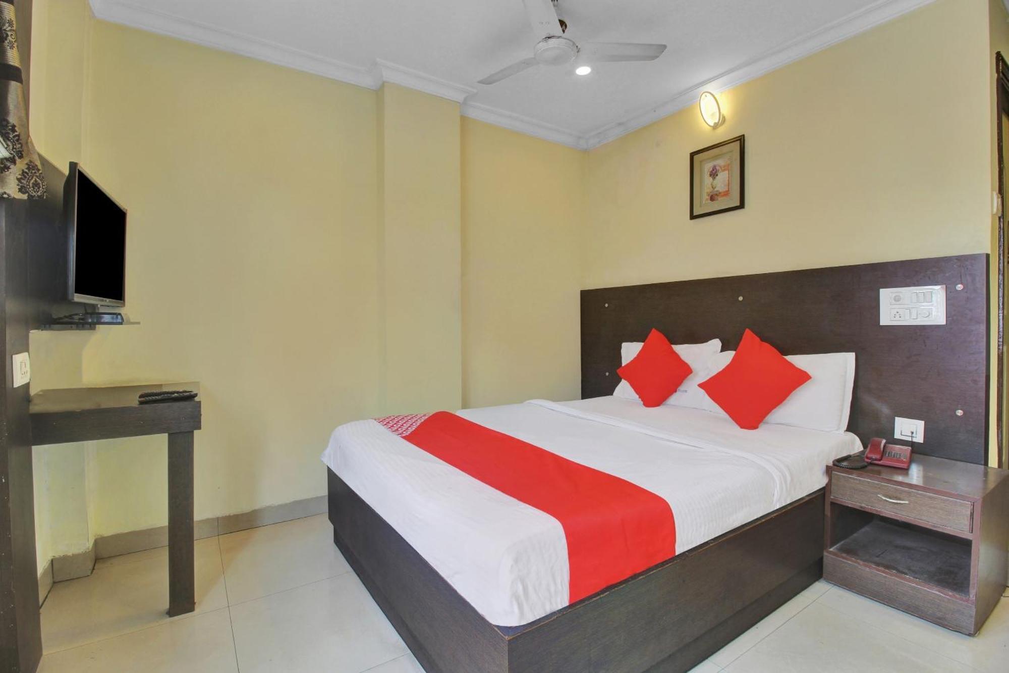 Hotel O Happy Rooms Хайдарабад Экстерьер фото
