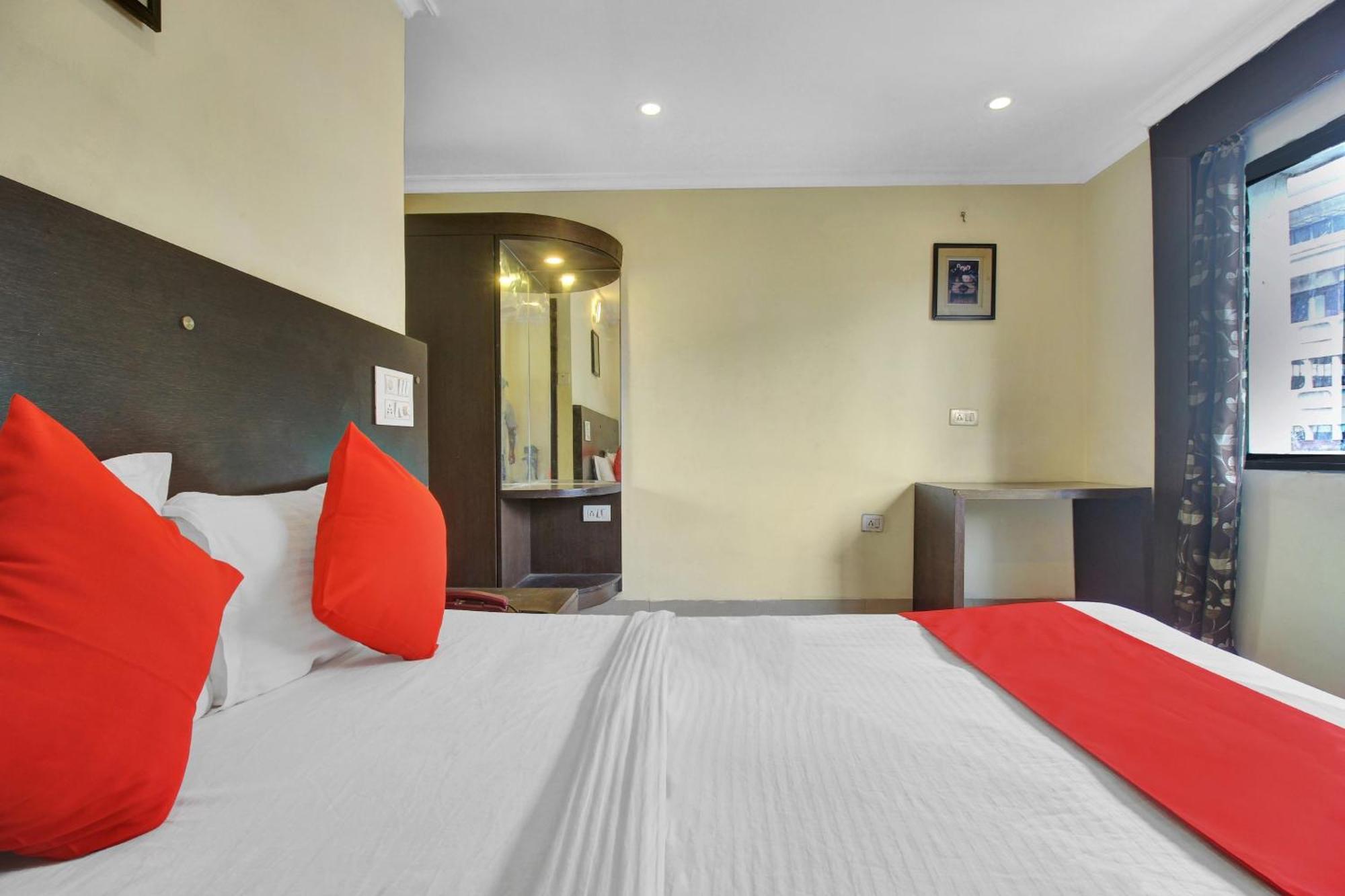Hotel O Happy Rooms Хайдарабад Экстерьер фото